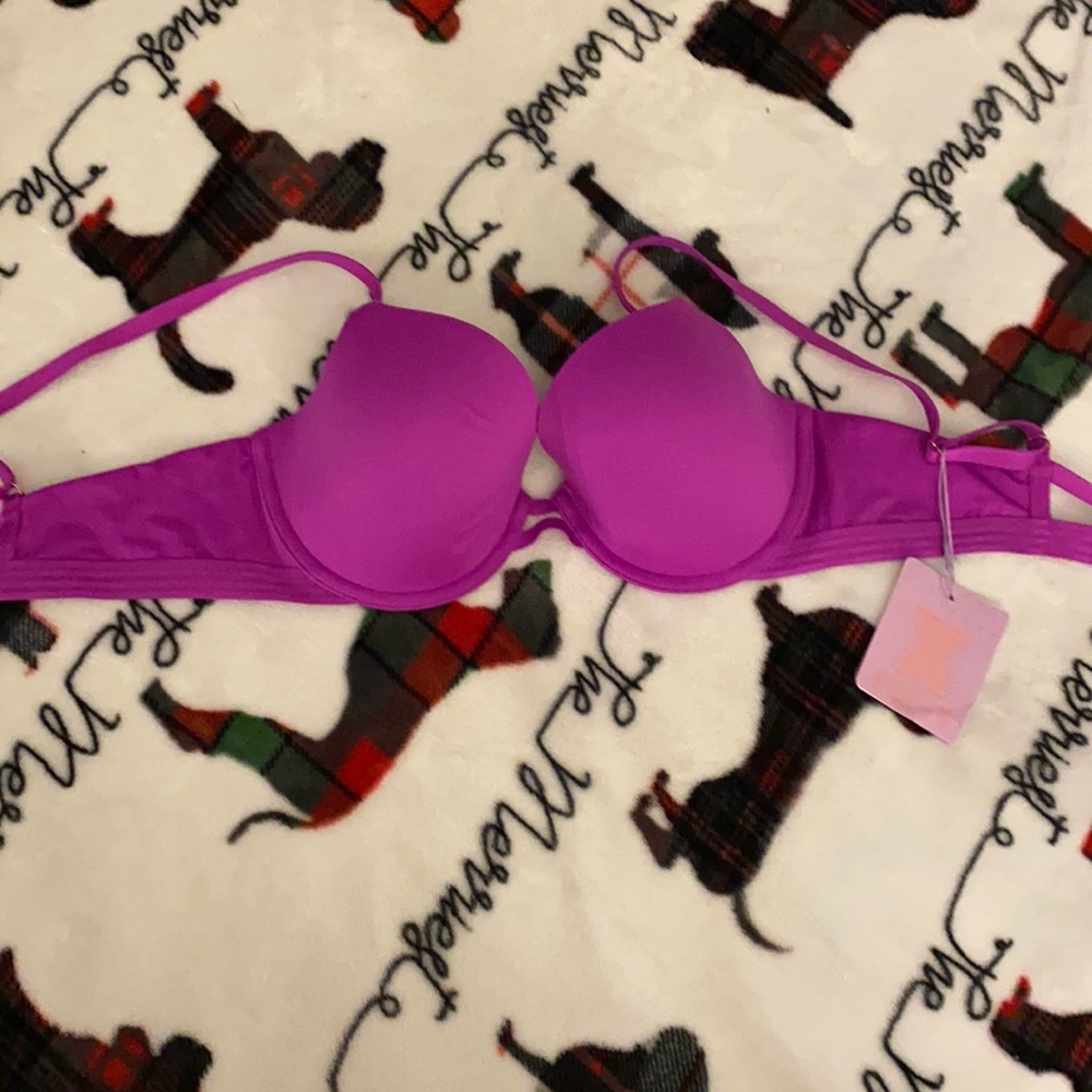 Fenty bra